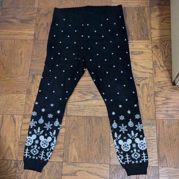 Torrid Disney Plus Size Mickey Mouse Intarsia Sweater Leggings - Picture 5 of 8